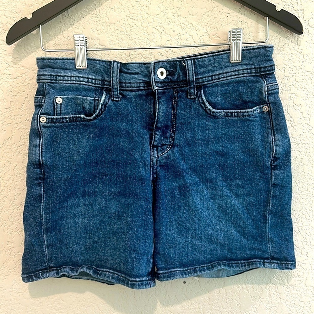 Pilcro and the letterpress denim shorts size 26